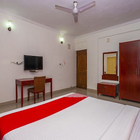 Oyo 23360 White Bricks Inn Bangalore Eksteriør bilde